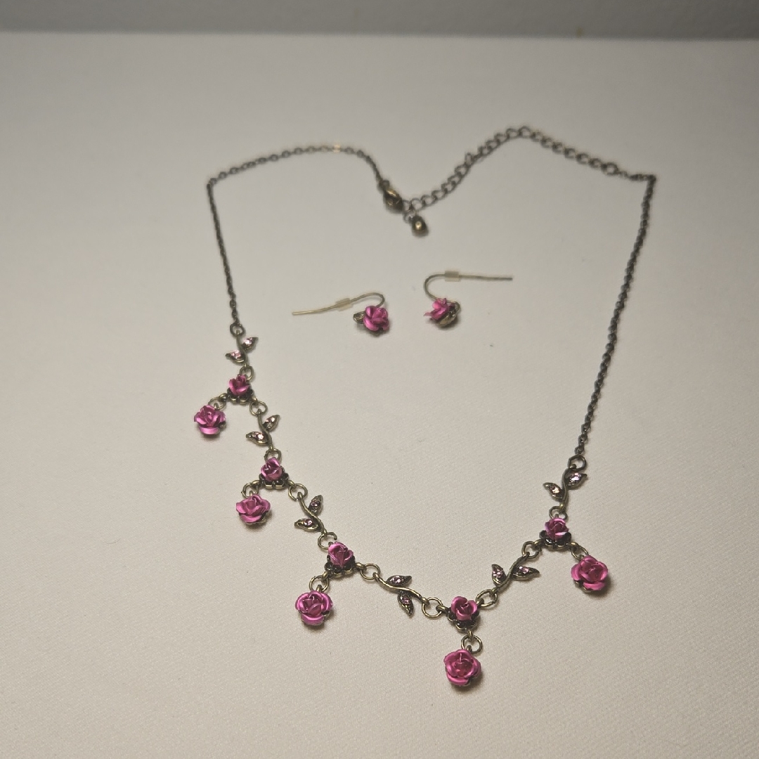 Worthigton Set Pink Roses Antique Brass Tone Necklase Earrings Boxed 31$